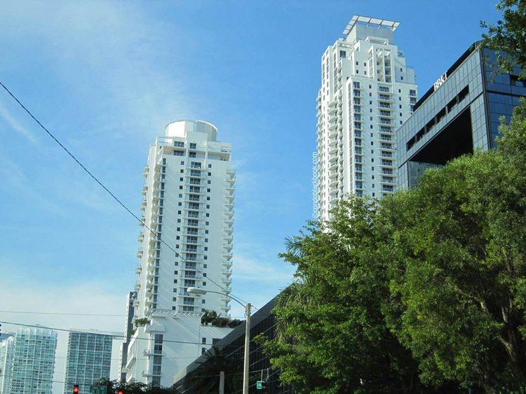 Avenue 1060 Brickell image #4